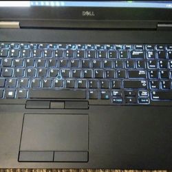 Basic Gaming Laptop Dell 16" Quad Core 3.5 GHz Turbo 16 GB Ram 500 GB SSD 1080P LCD ATI R7 M370 Graphics Webcam HDMI WiFi Bluetooth Windows 10 Pro 64 