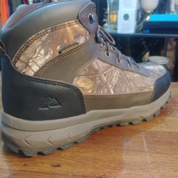 Men's camouflage hunting boots size 13 $30