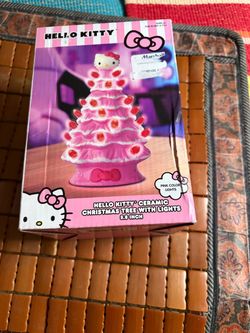 Hello Kitty Ceramic Christmas Tree Pink Lights 5.8” Sanrio New Open Box