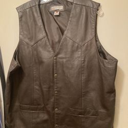Men leather vest brown
