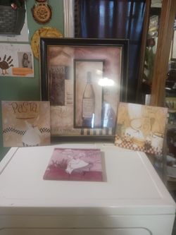 Picture Frames Decorations Set