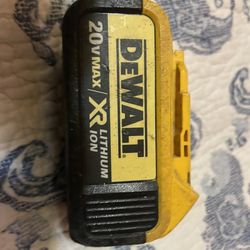 Dewalt Battery Only 20v Max XR Lithium-ion N218816 In Yellow And Black