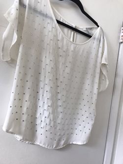 Women’s shirt