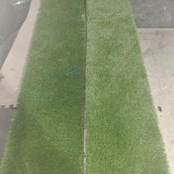 Astro Turf Artificial Grass Pieces Some Large Some Small 