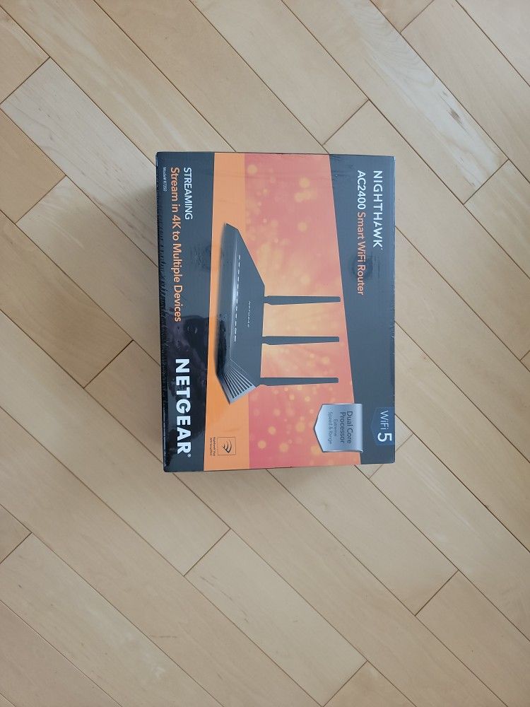 Netgear Nighthawk Ac2400 WiFi Router. Brand New