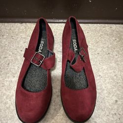 Women’s Shoes