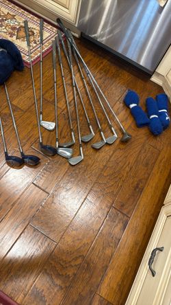 Women’s golf set with bag and carrier