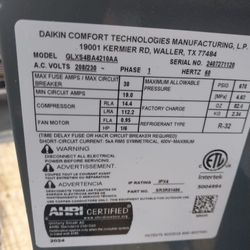 Daikin Air Conditioning Unit 