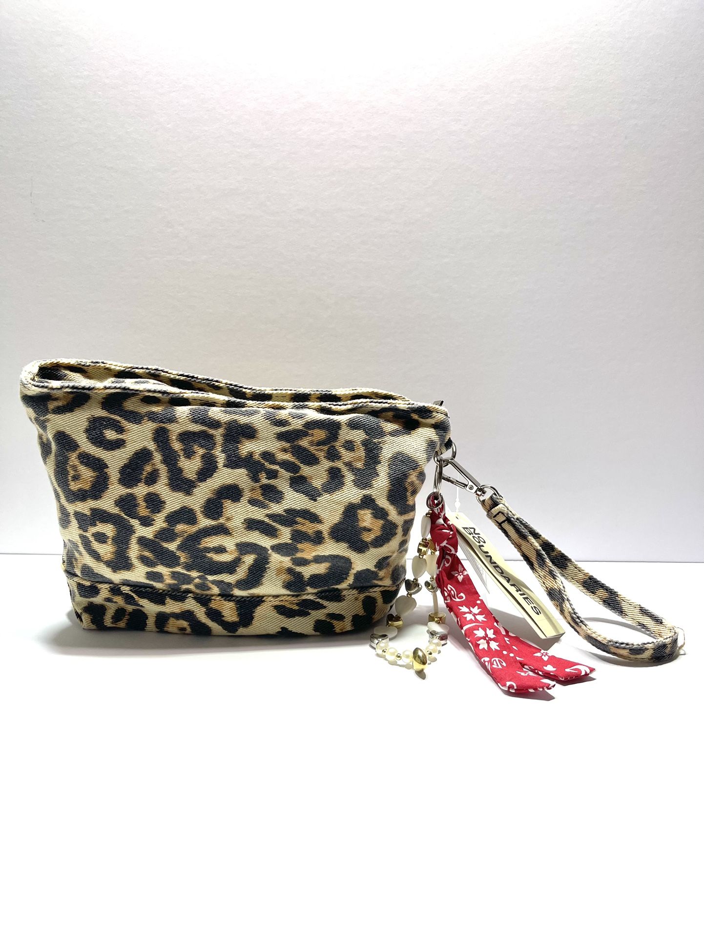 No Boundaries Leopard Pouch, with Keychain