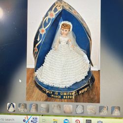 Vintage Original 25" Deluxe Reading GROCERY STORE TOY Betty BRIDE DOLL  Display Box From 1959