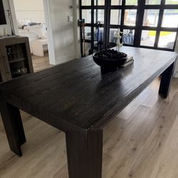 RH Dining Table 
