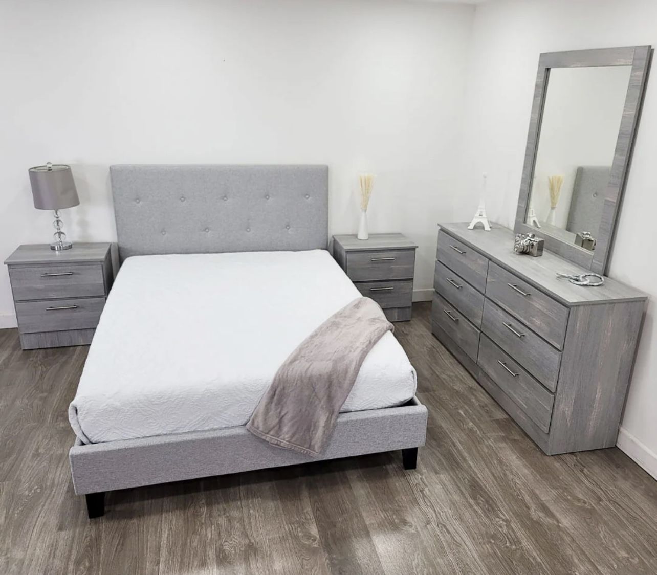 Bedroom Set - Juego De Cuarto