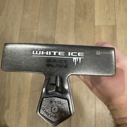 Odyssey White Ice Dart Blade Putter, 32” putter great condition