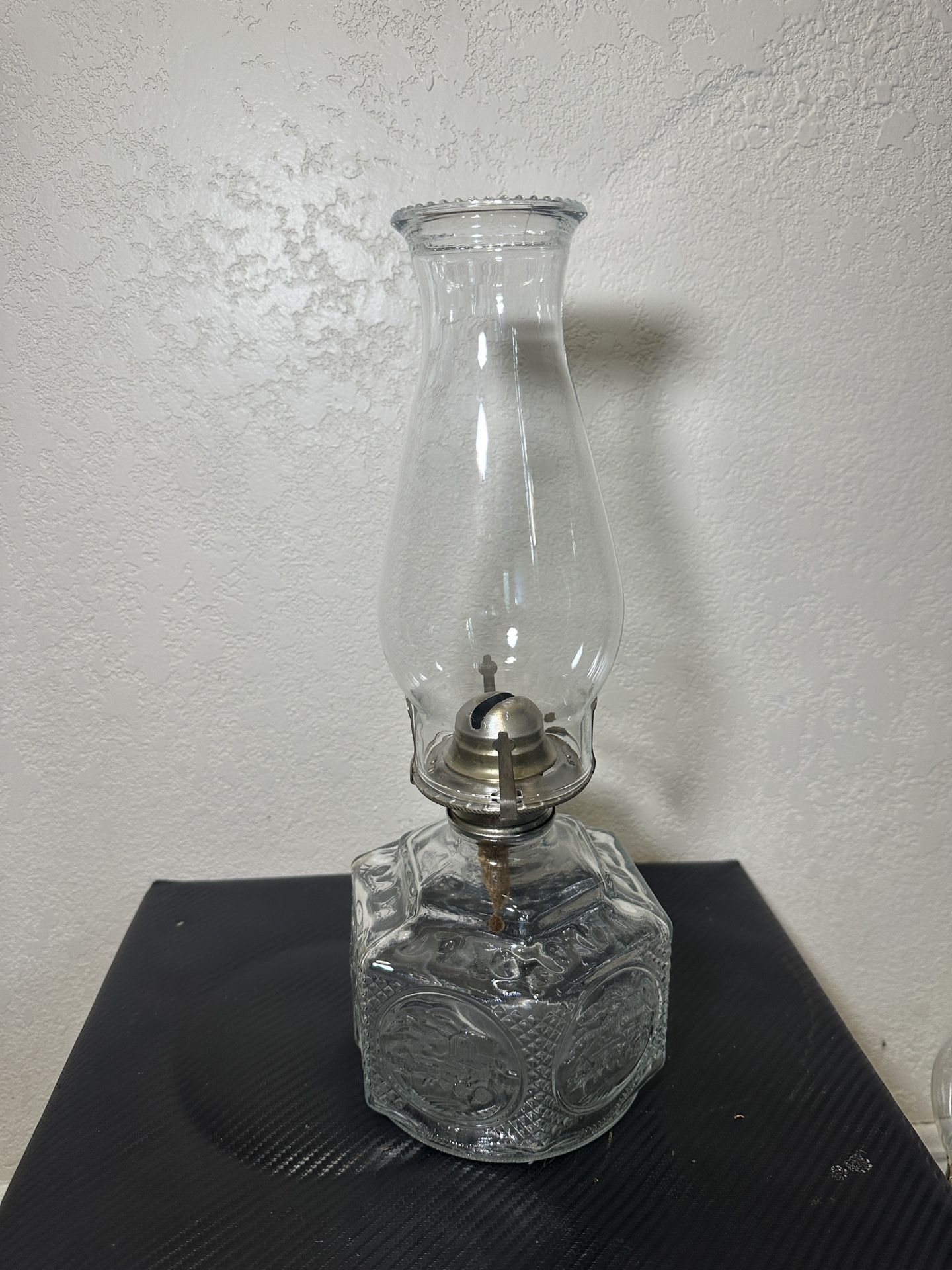 Vintage 16" Lamplight Farms Horse & Buggy Embossed Glass Oil Lamp W/ Chimney 
