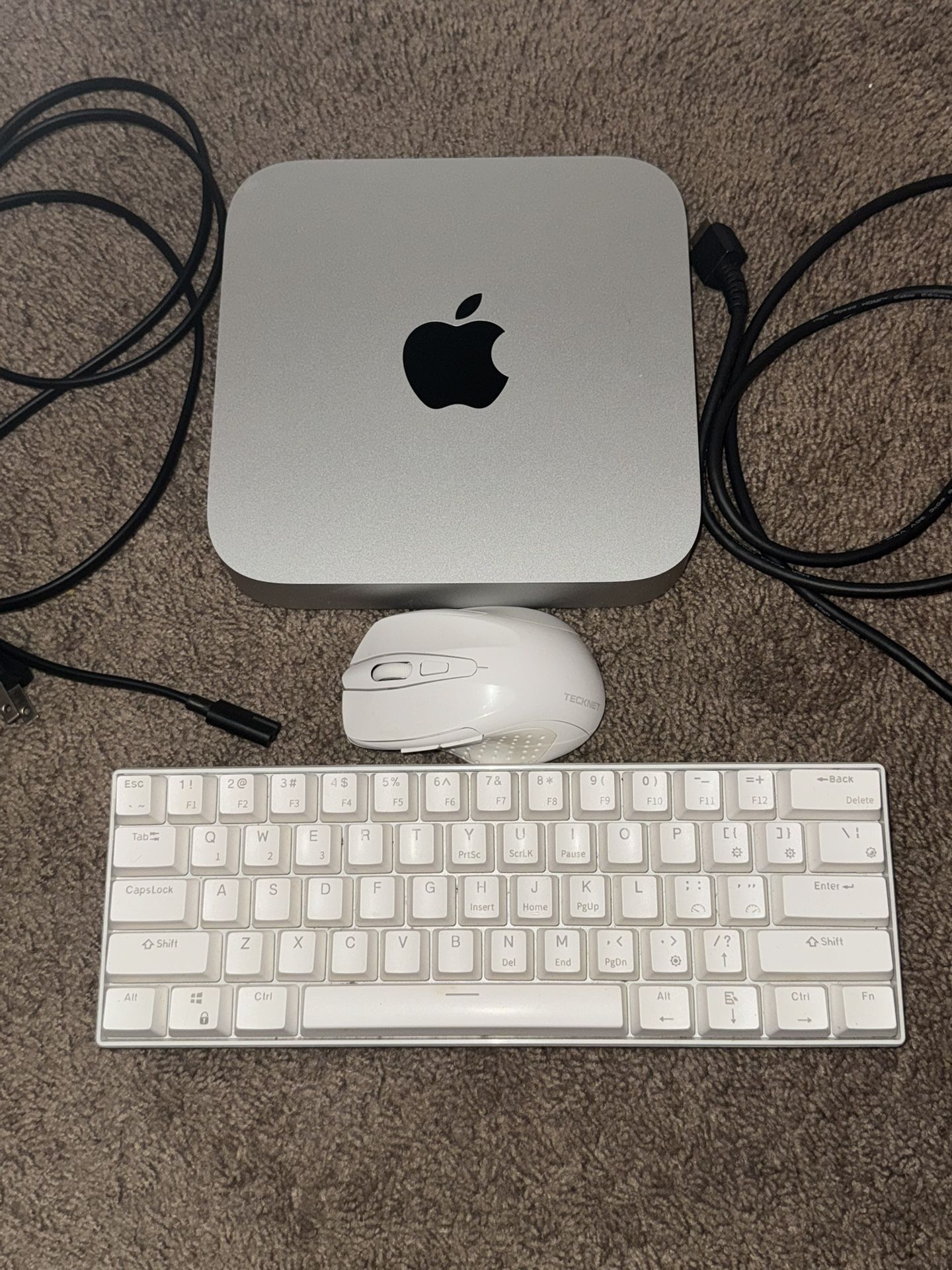 Mac Mini 2023 M2 512gb + Royal Kludge Keyboard And Mouse