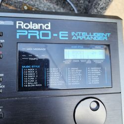 Roland Pro-E Intelligent Arranger