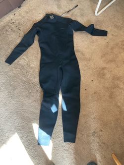 New mens L wetsuit