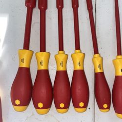 Electrician Tool Set – Wiha Insulated Screwdrivers +Milwaukee Snips +Knipex Pliers +Wiha Tool Bag