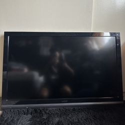 40 Inch TV 