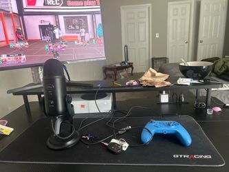 Gaming Desk And Monitor