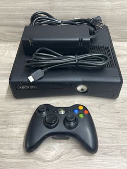 Microsoft Xbox 360 S Console with Controller and Power Supply (PO1025152)