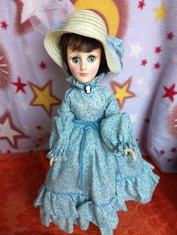 Vintage 1981 effanbee doll