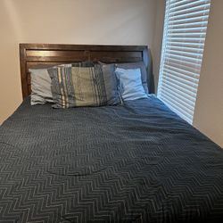 Bedroom Set & Side Table 