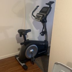 NordicTrack VU 19 Workout Bike