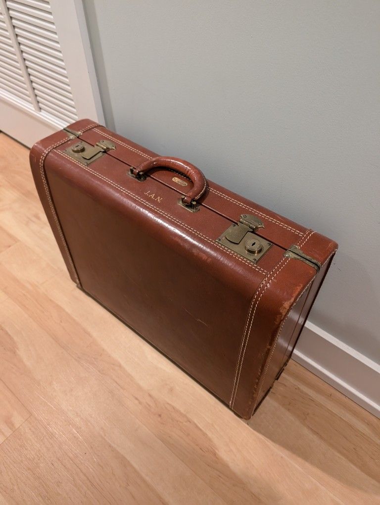 Vintage hardshell leather hard sided suitcase Lincoln De Luxe with initials JAN