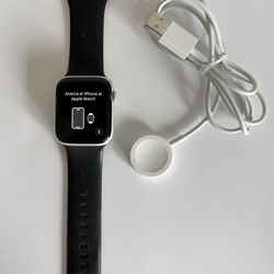 Apple Watch Series 5  44mm GPS