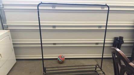 Perchero mueblecito para colgar ropa