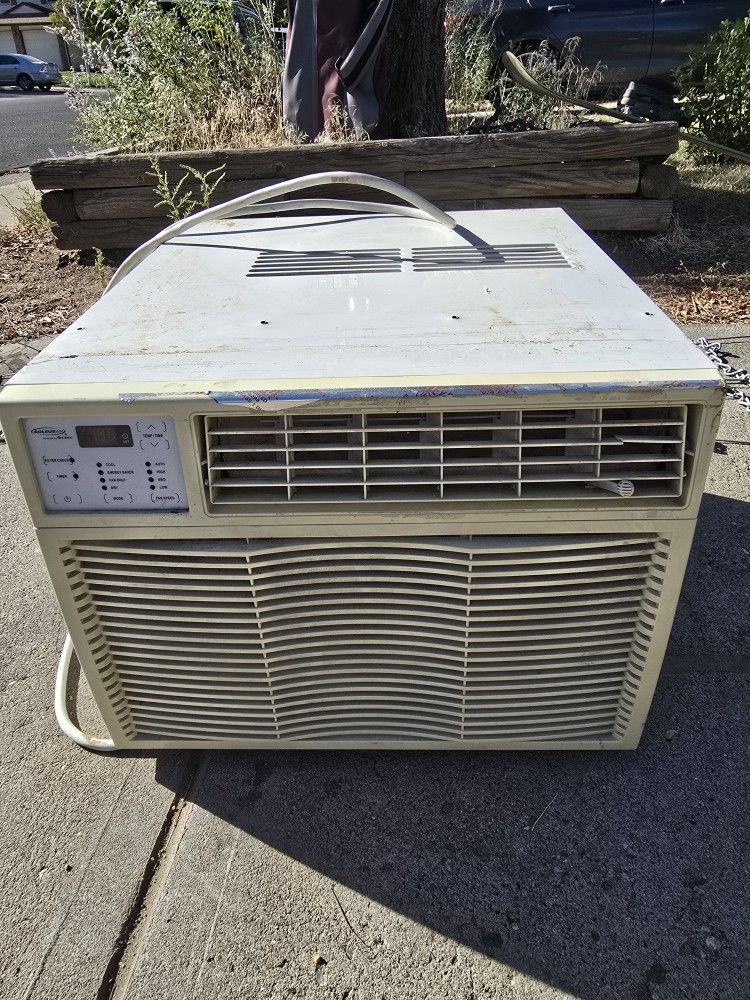 AC Window Unit