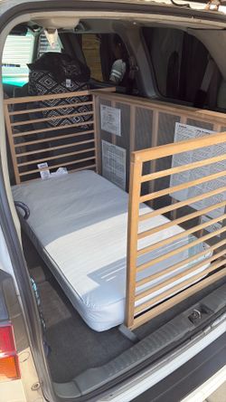 Toddler bed