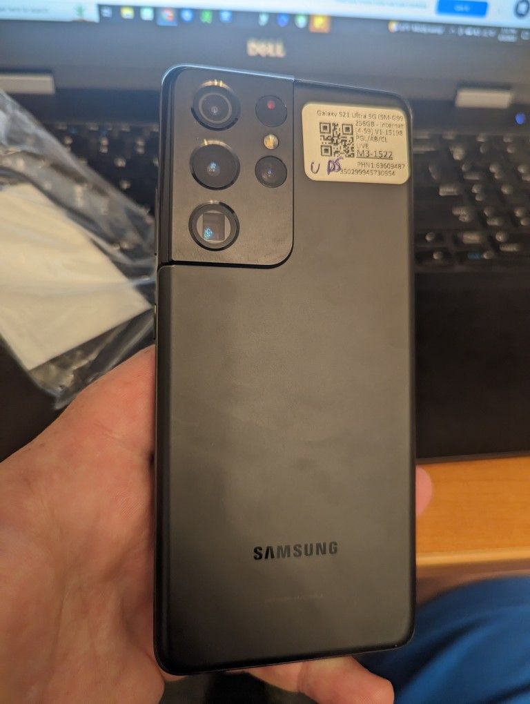 Samsung Galaxy S21 Ultra 5G SM-G998U - 256GB - Phantom Black (T-Mobile) for  Sale in New York, NY - OfferUp