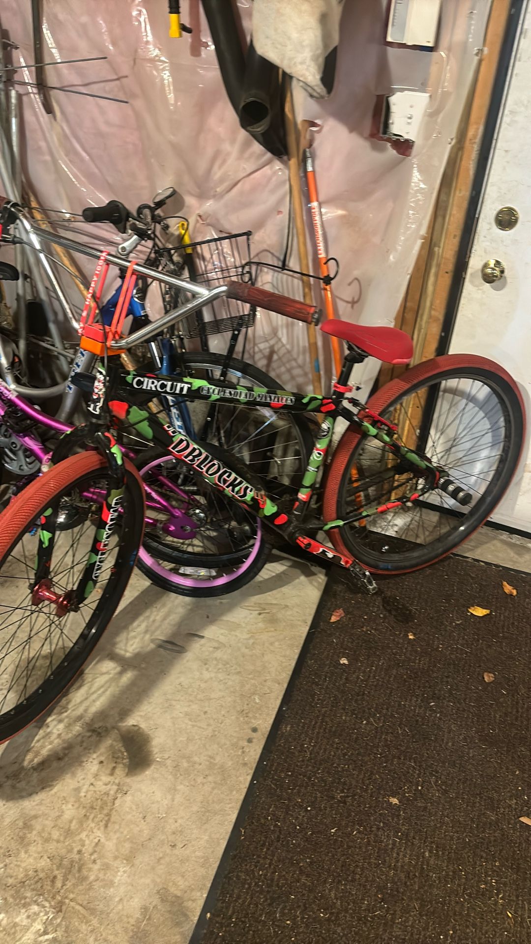 DBlocks Big Ripper Rare Red Green Black I Am Going To Clean It up Before Someone Buys It