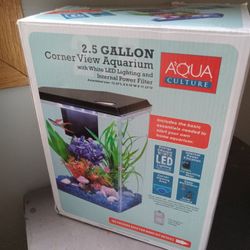 2.5 Gallon Corner View aquarium 