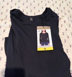 Woman’s S Mondetta long sleeve