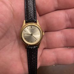 Wittnauer Womens Watch! New Battery!