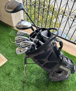 Starter golf clubs
