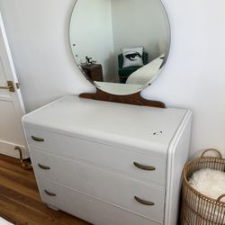 Vintage Dresser, Mirror And Night Stands