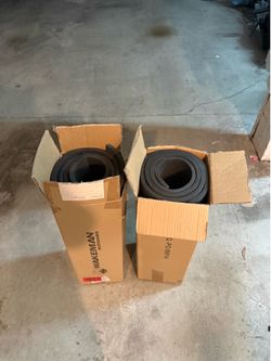 Foam sleeing pad x2