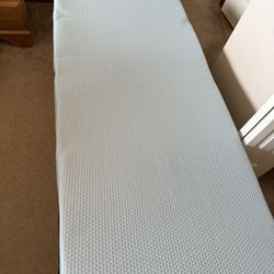 Twin Size Folding Bed With Mattress