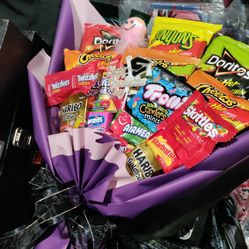 Graduation Lays And Bouquets