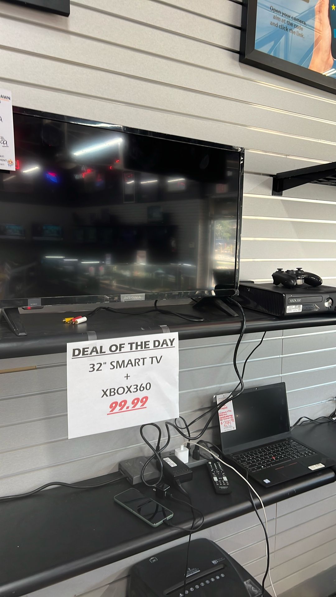 Xbox 360 With 32 Inch Tv