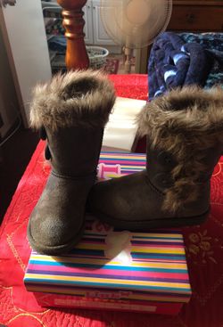Lil girl boots
