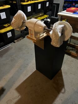 Guitar polishing machine