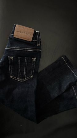 Burberry jeans girl