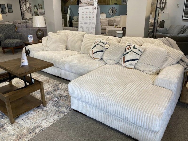 Lindyn Linen Velvet 3 Piece Sectional with Chaise 🎯New 🔻 Delivery and Finance Available🔻▪️# Sofa # Loveseat # Couch # Living Room Set