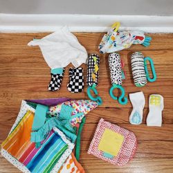 Lovevery Baby Sensory & Development Toy Bundle — Excellent Condition
