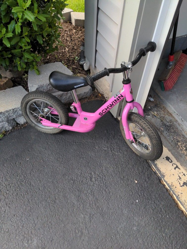 Schwinn Balance Bike Pink